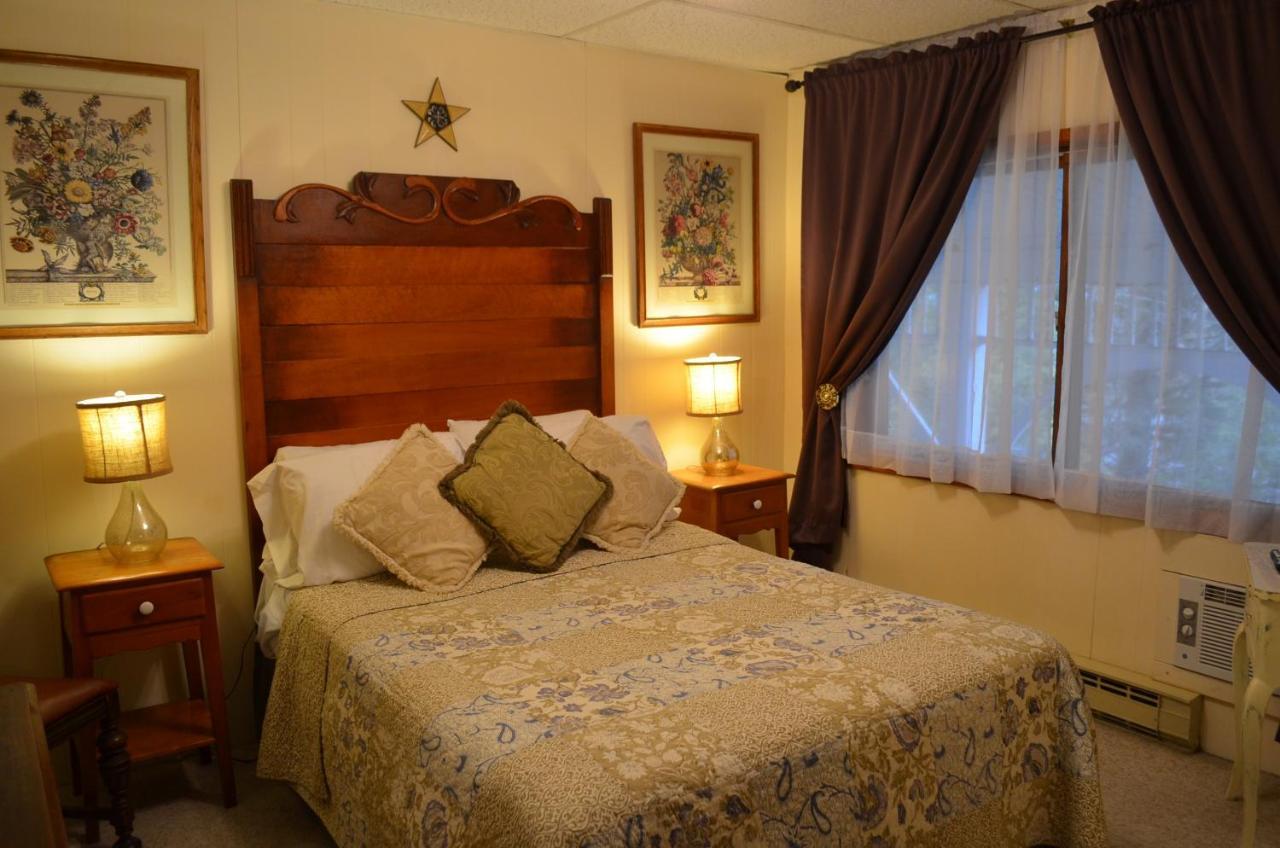 The Bavarian Manor Hotel Purling Extérieur photo