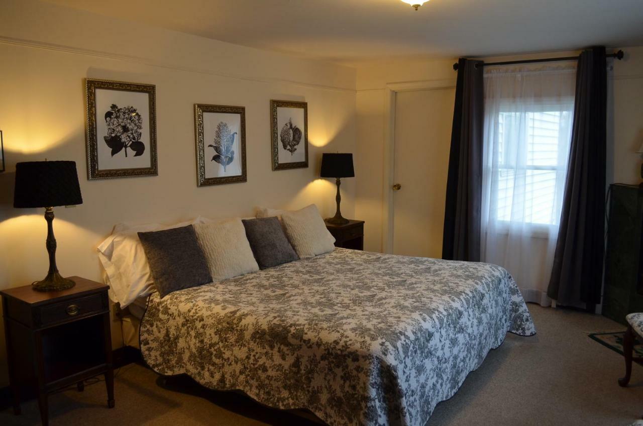 The Bavarian Manor Hotel Purling Extérieur photo